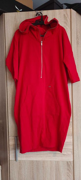 Sukienka dresowa Diverse