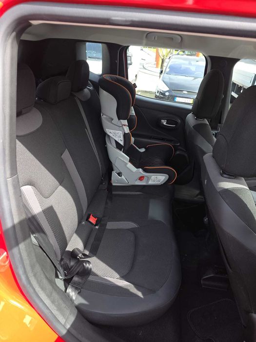 Renegade híbrido 4x4 automático