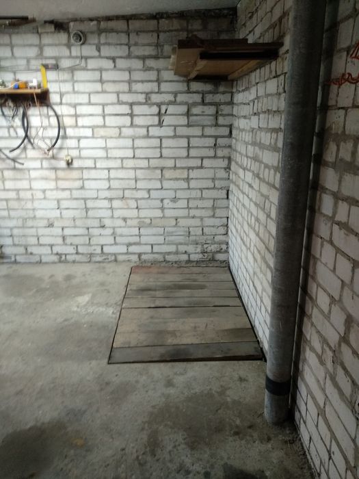 Гараж 4.4*6. В кооперативі Лісний-2