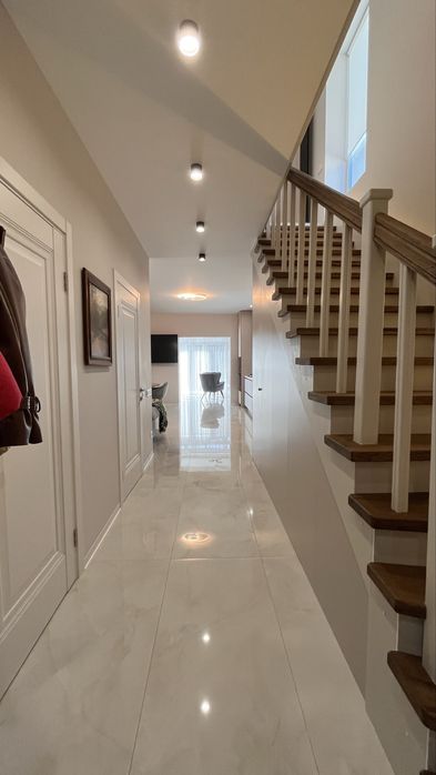 Сучасний дуплекс з ремонтом в Лісовій Бучі