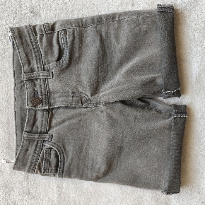 Nowe szorty z elastycznego denimu C&A szare 116