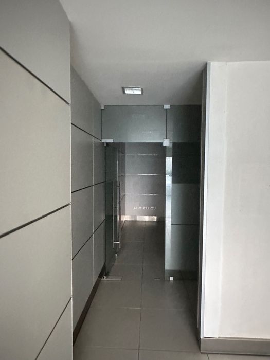 Espaço comercial / Escritório / Loja em Vila Meã, Amarante