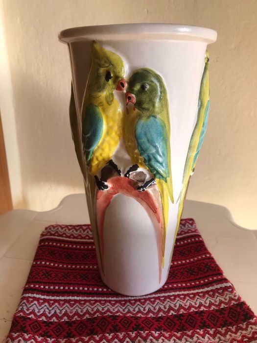 Ваза керамічна -Папуги