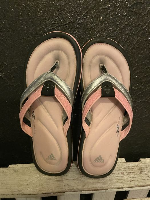 Klapki japonki Adidas Koolvayuna W 37