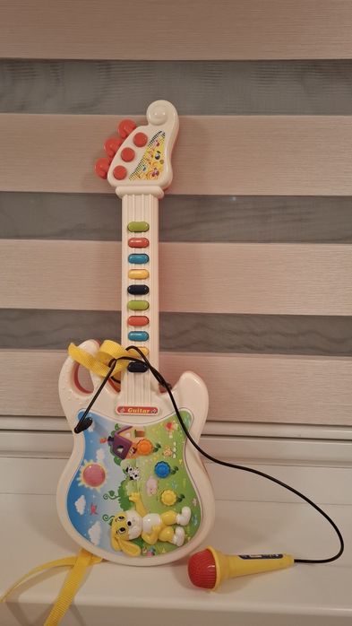 Музыкальные игрушки для малышей