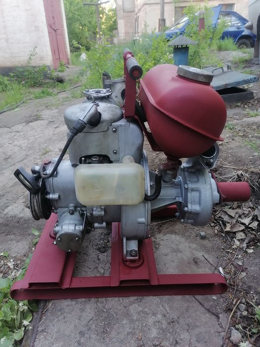 Продам мотопомпу 2сд м1