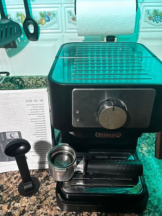 Máquina de Café Manual DELONGHI EC260.BK
