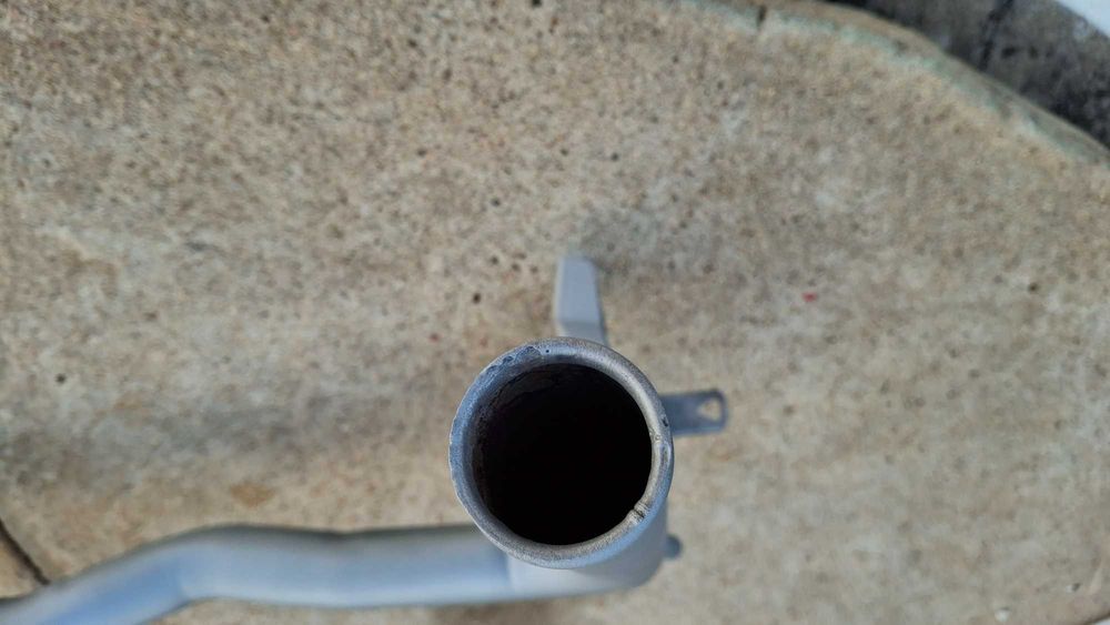 Vendo tubo da água em ferro  da mitsubishi space estar