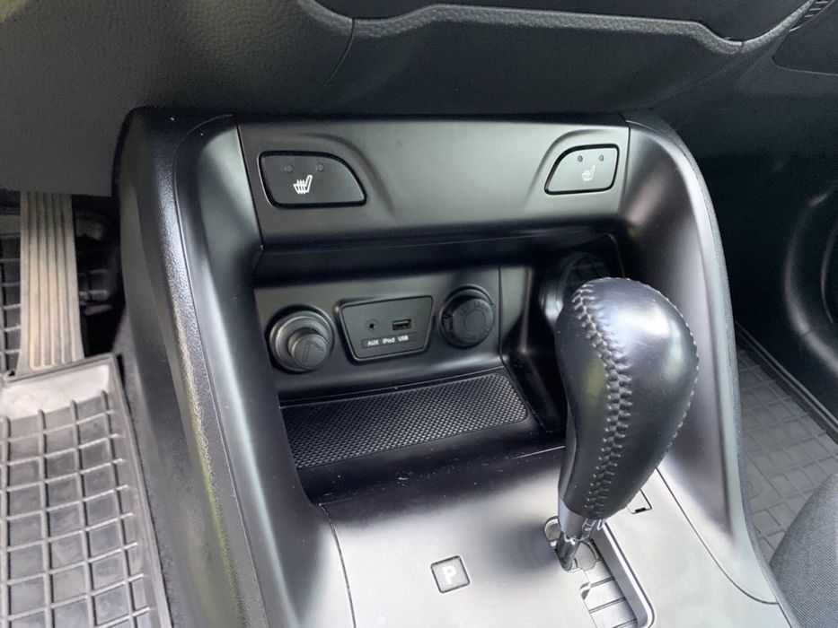 Hyundai IX-35      кросовер