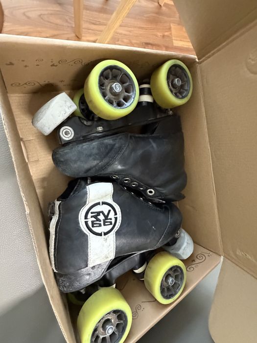 Patins de Hoquei  RV66