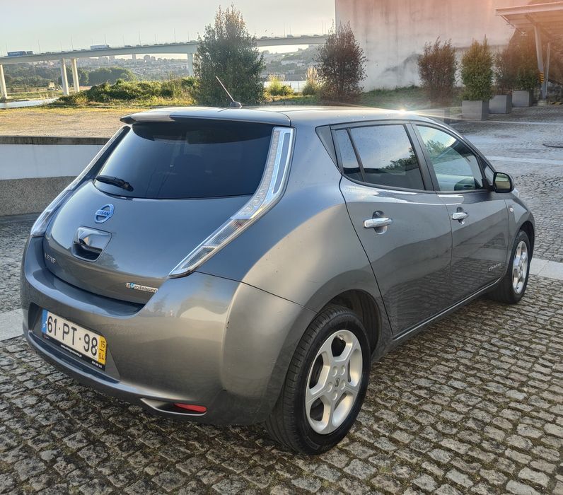 Nissan Leaf 100% elétrico 24kw Ano 2015 Nacional