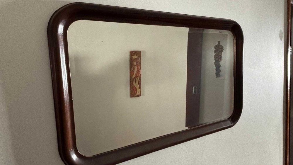 Mobiliário, Sapateira, Mesa de Sala e Espelho