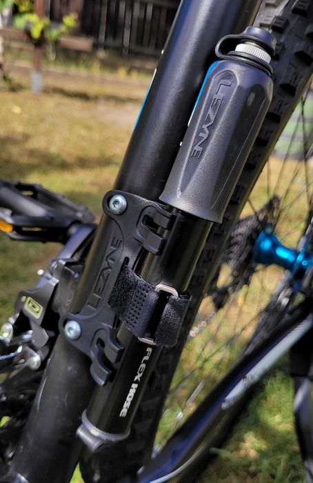 Rower  Cube  LTD 27.5, rama 20" L/XL