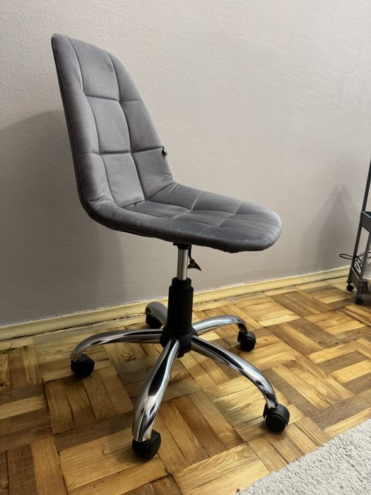 Меблі для манікюру