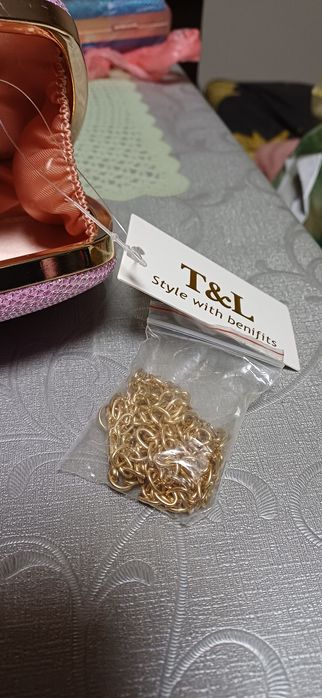 Śliczna różowa kopertówka