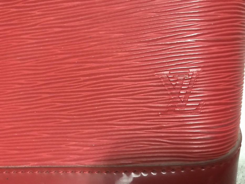 Сумка Louis Vuitton Alma