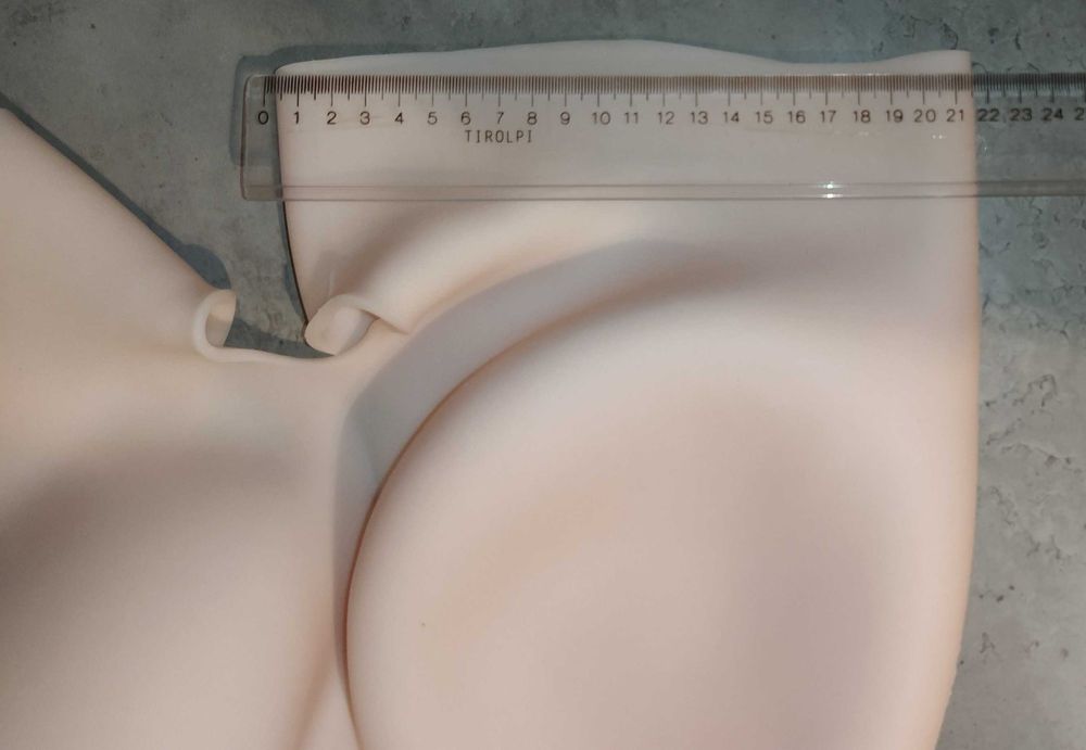 Spodenki push up silikonowe nie lateksowe przebranie teatr