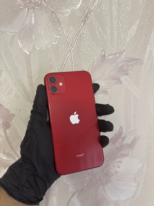 iPhone 11 64 GB Червоний