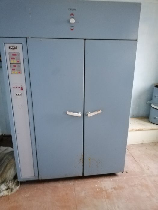 Сушильний шкаф. Вермишельний прес