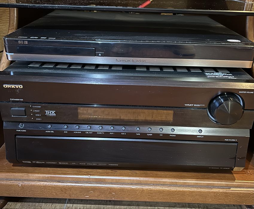 Тяжелый AV-ресивер Onkyo 7.1 TX-SR805