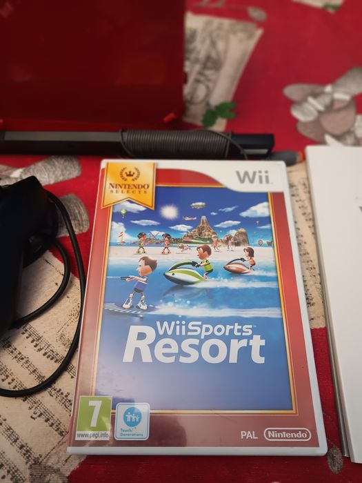 Conjunto Nintendo Wii Vermelha  + Comandos + Jogo