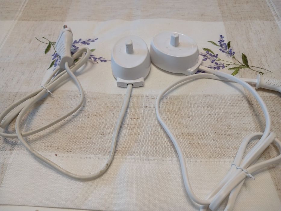 Зарядні пристрої для електричної зубної щітки Oral-B Braun, тип 3757