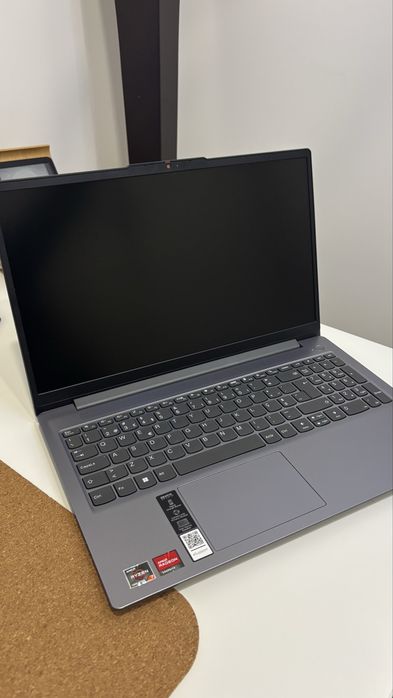 Lenovo - Ideapad Slim 3