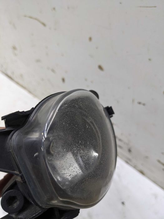 Audi A4 B5 FL Lampa Halogen Przeciwmgielny Lewy Lewa Przód LP