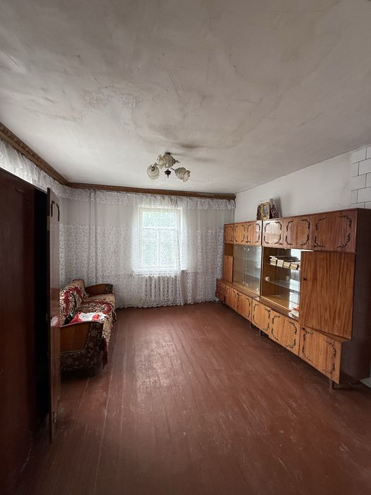 Продаж окремого будинку в Глибочиці.