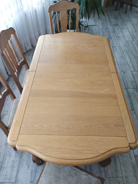 Stół + 4 krzesła