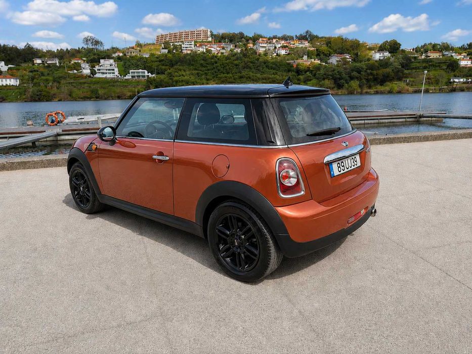 Mini Cooper D 1.6419653198985963523