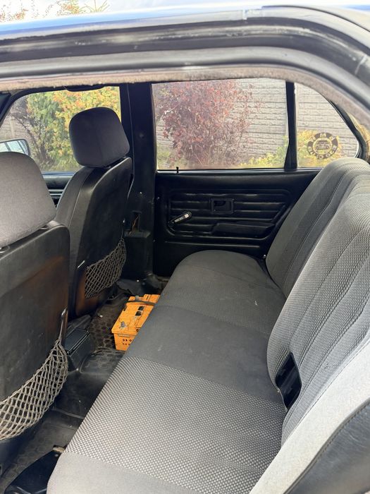 Продам bmw e30 1.8