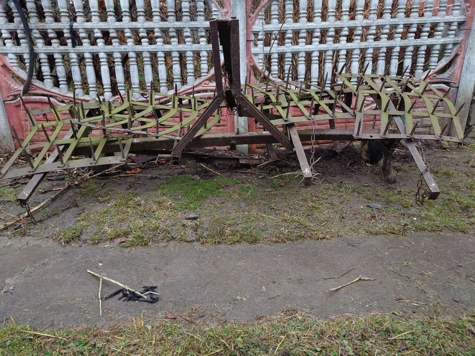 Культиватор з боронами