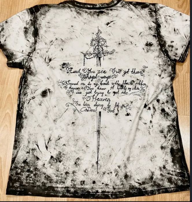 Кастомная футболка с надписями