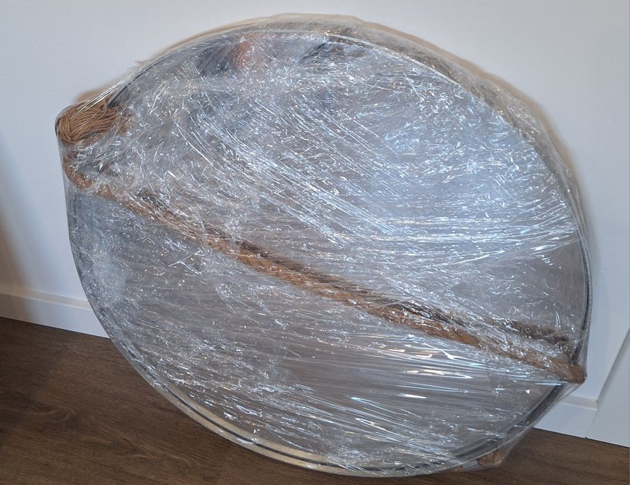 Espelho redondo em cinza