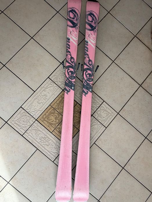 Damskie narty Dynastar Exclusive 148cm z wiązaniami. Posiadam też buty
