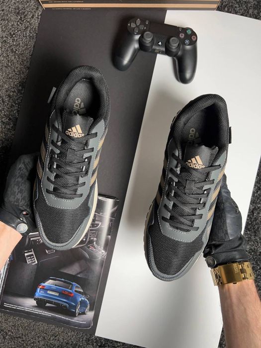 Чоловічі кросівки адідас Adidas ZX 700 Grey Black Beige [41-46]