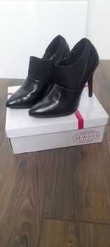 Sprzedam nowe buty