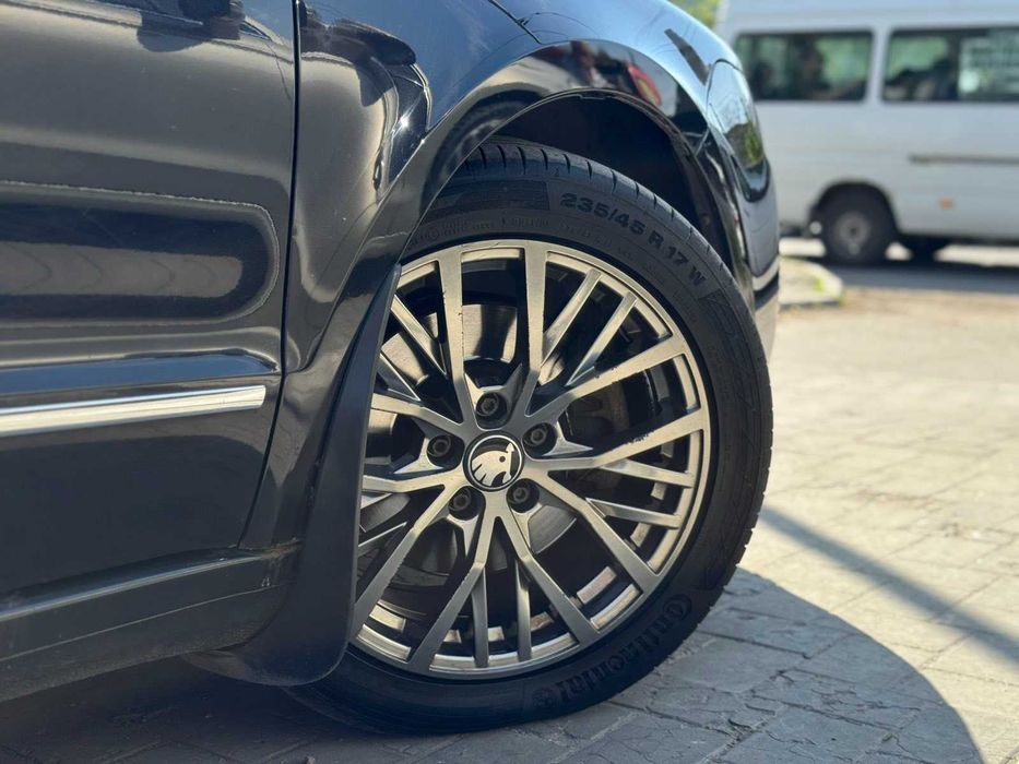 Skoda Superb 2009р 2,0 Дизель! Автомат! Обмін! Розстрочка!