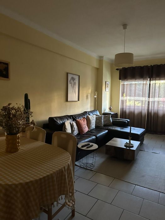 Aluga-se Apartamento T1 nos Penedos Altos - Covilhã