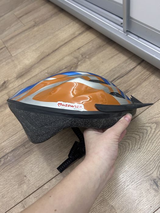 Велосипедний шолом