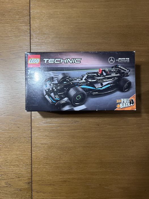 Sprzedam Klocki Lego technic  (nie otwarte)