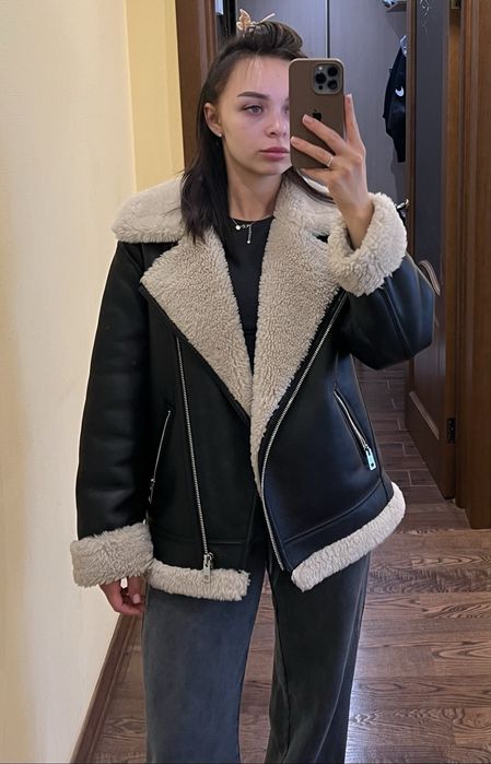 Дубленка Mango.