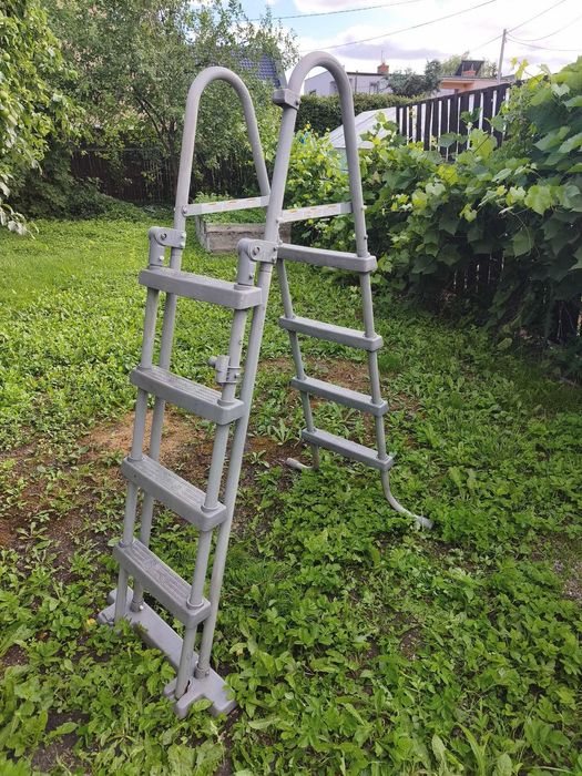 Drabinka basenowa dwustronna Bestway 132cm / 122cm bezpieczna stan bdb