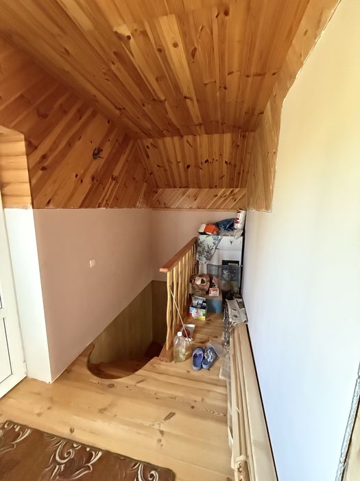 Дача біля озера , новобудова , частковий ремонт