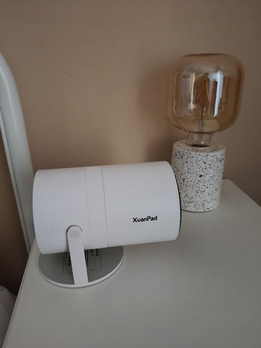 Projector full HD 1080p wifi664585625440898123