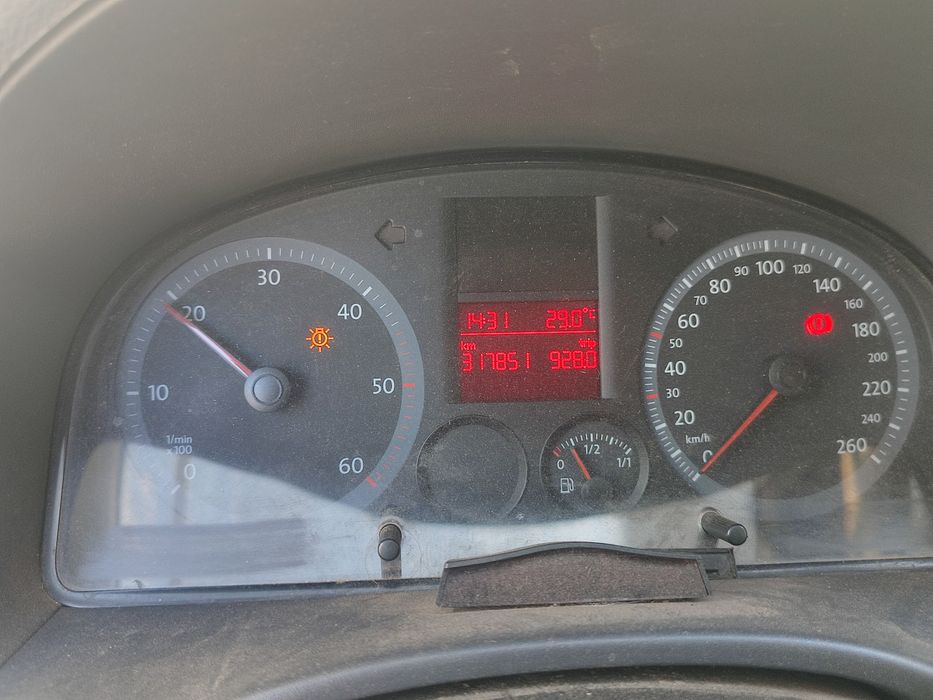 VW Caddy 1.9 TDI (2005) Batida - Doc. Limpos (A/C)