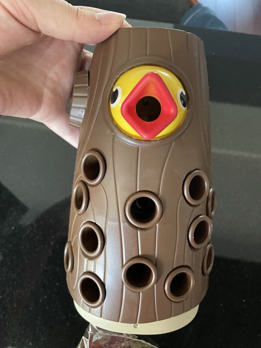 Gra zręcznościowa nakarm ptaszka złap robaczka