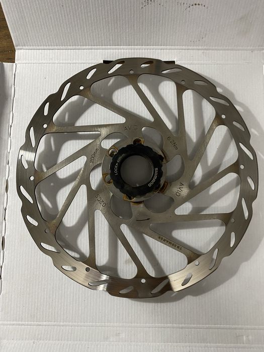 Par de travoes sram guide r com par de discos 200mm centerlock