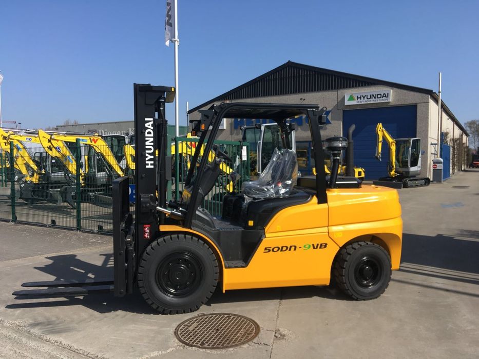 Hyundai Навантажувач Hyundai 5 тон изель Евро 5